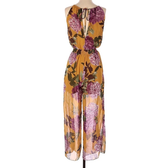 Spring jumpsuit with halter tie. Small - Picture 2 of 3